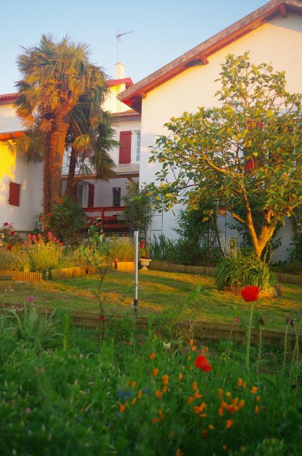 Maison Elizondoa - Chambres, Restaurant Et Spa Masparraute Esterno foto